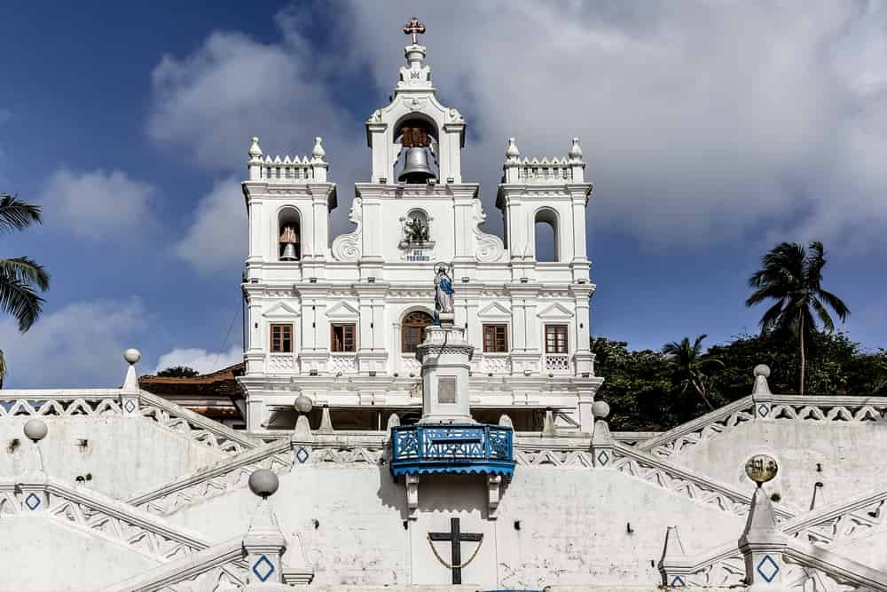 Book Your Trip With Force Urbania Mumbai to Goa