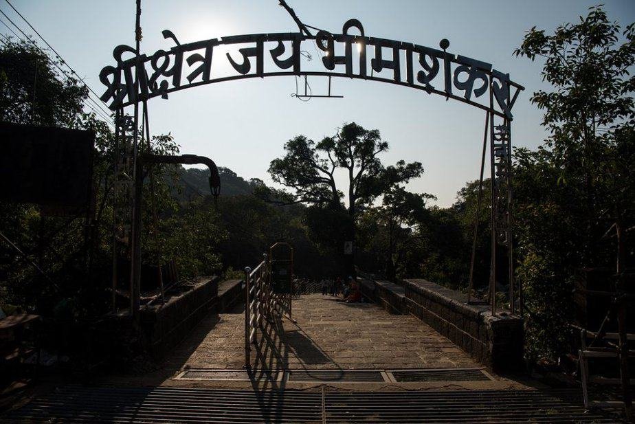 Urbania on rent Mumbai to Bhimashankar