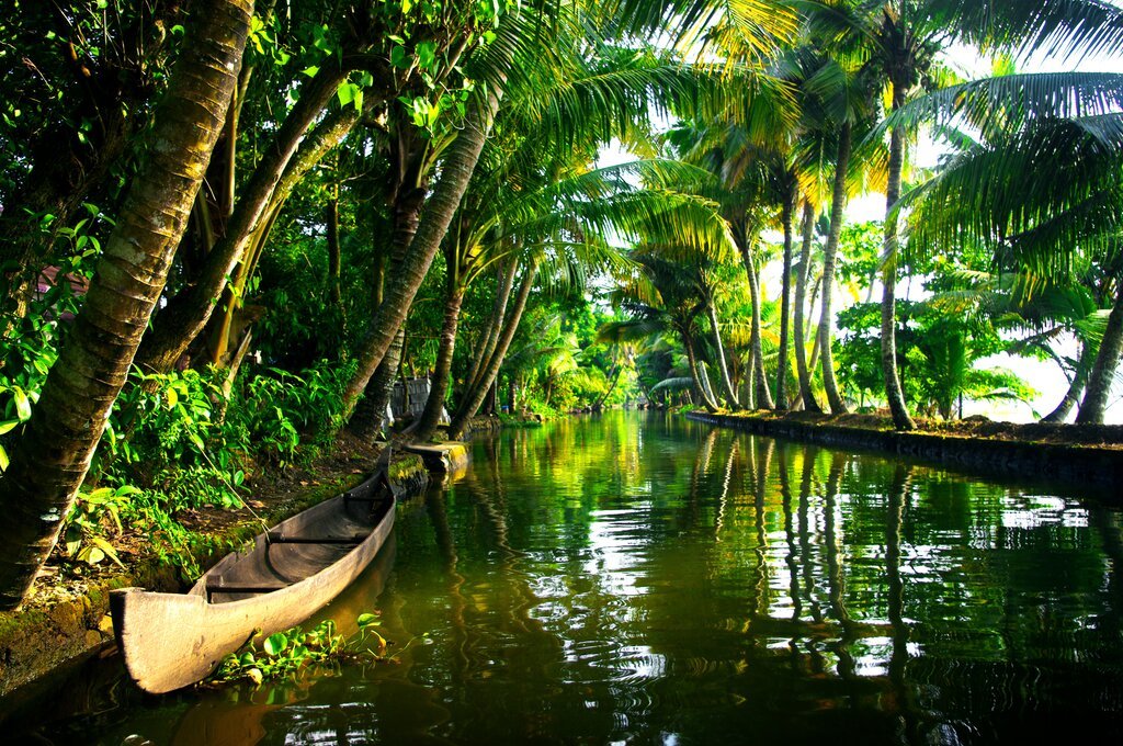 Force Urbania On Rent Pune To Kerala