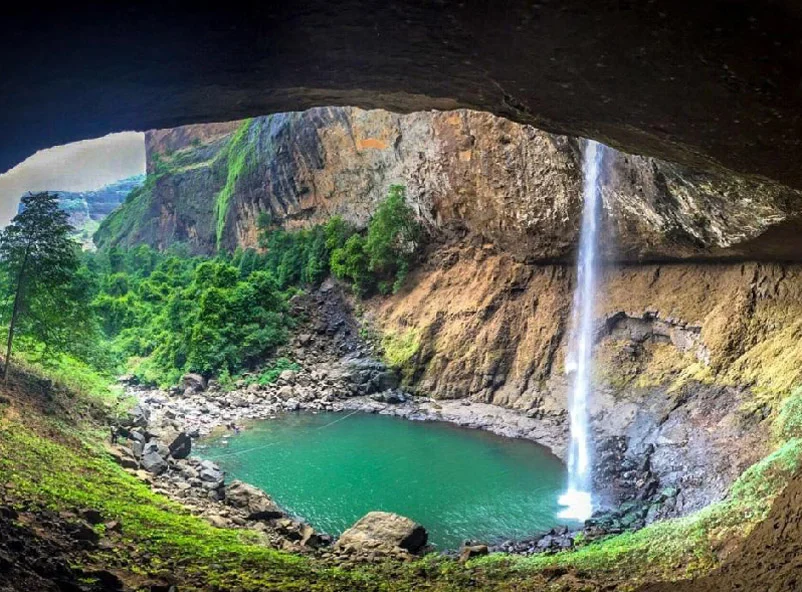 Book your Khandala trip with Force Urbania